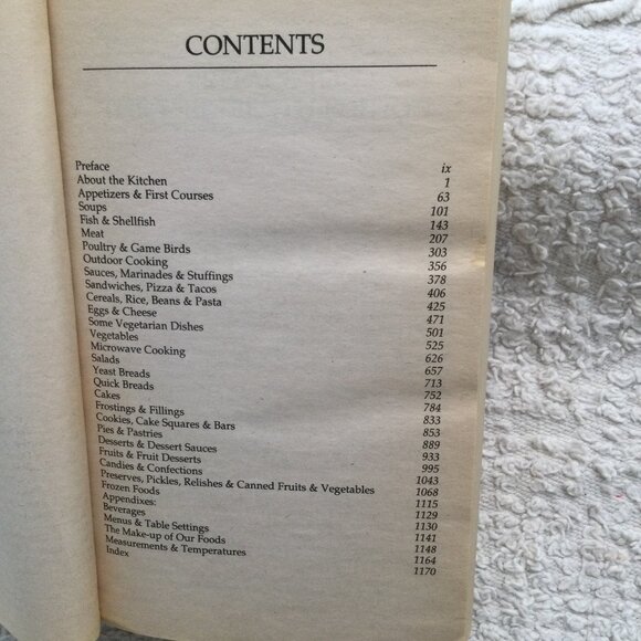 Fannie Farmer CookBook: Traditiona Good Cooking -Every Recipe you will ever need - Picture 5 of 10